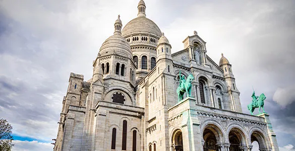 taking-a-historical-walk-through-paris-mid-content-3